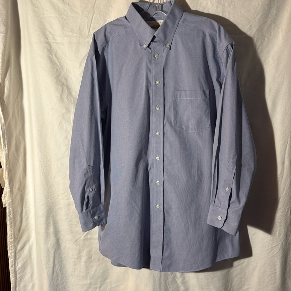 Gold Label Roundtree & York Non-Iron EZ Wash Shirt Size 15 1/2 - 32